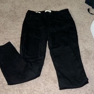 black skinny jeans